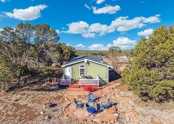 2-acre Escape Near & Grand Canyon *