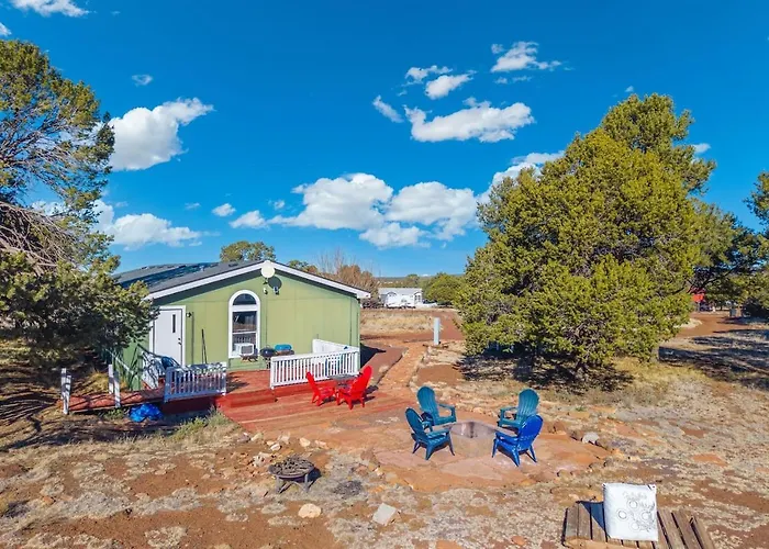 2-acre Escape Near & Grand Canyon Holiday home