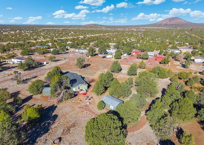 2-acre Escape Near & Grand Canyon * Williams