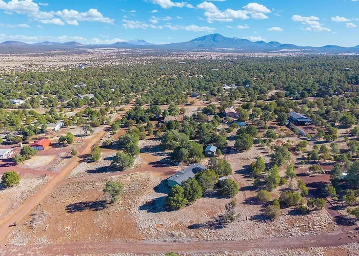 2-acre Escape Near & Grand Canyon *