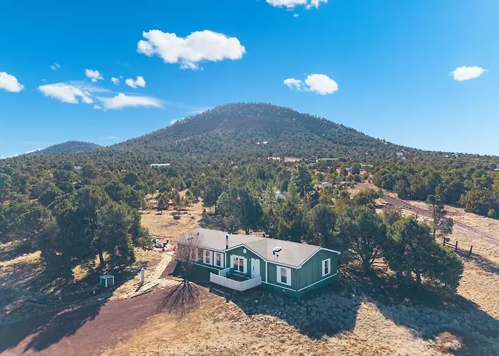 2-acre Escape Near & Grand Canyon Holiday home Williams